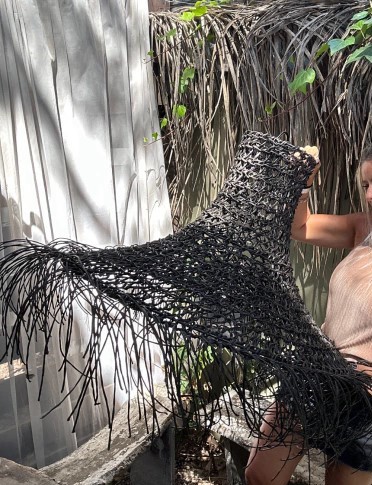 Colgante Julieta 80x90 negra Luz Calida