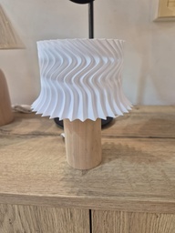 [art-pla-65] Linea wood 3D mini velador lenga PLA cilindro blanco con onditas the nerds lighthing